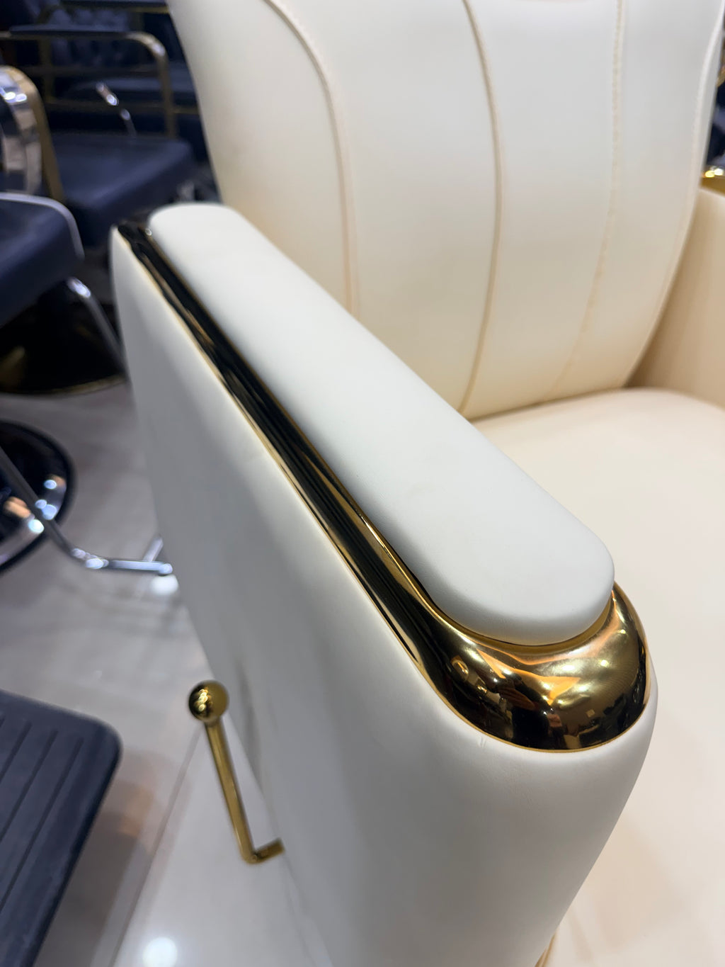 Casper Styling Chair