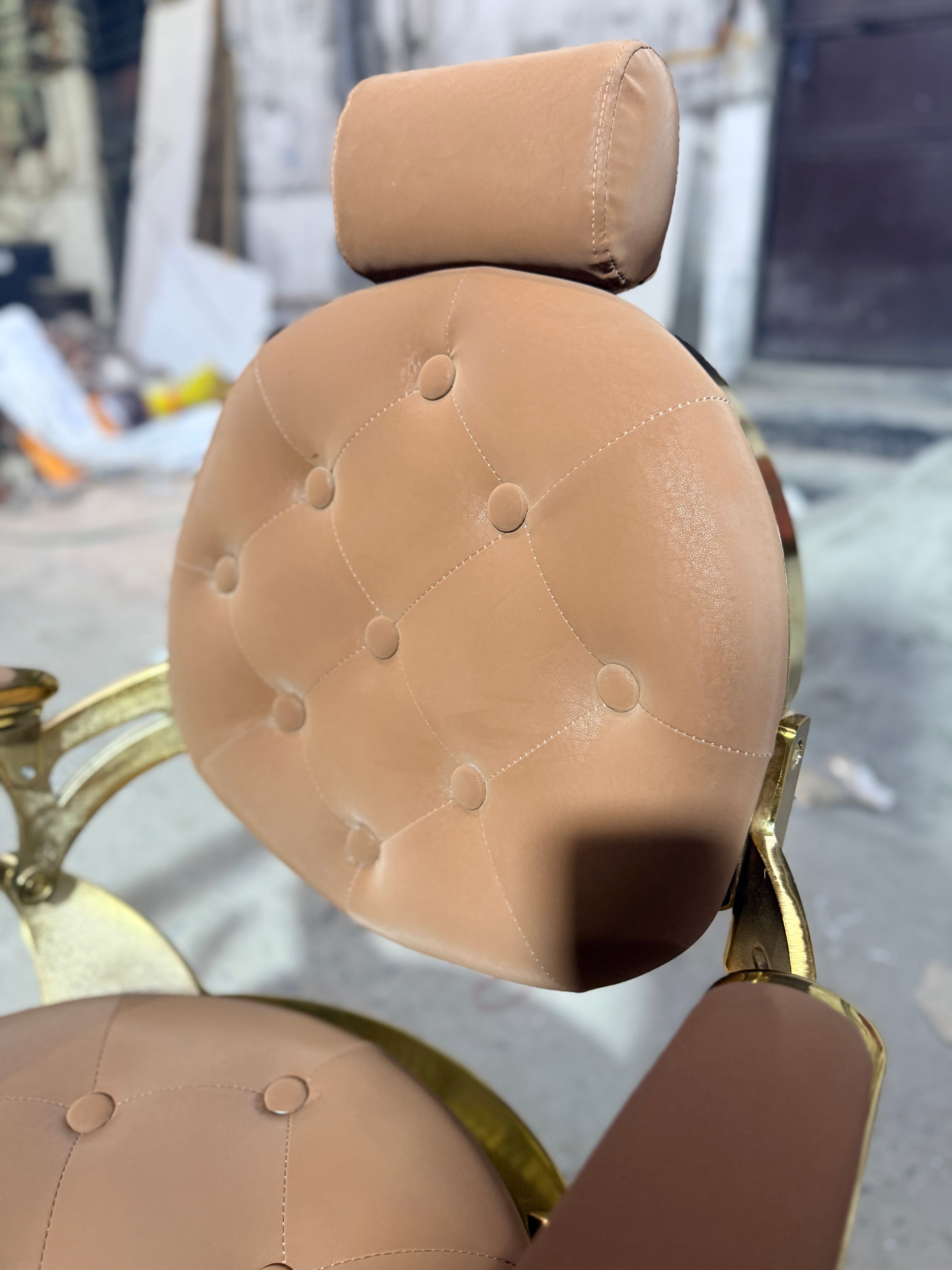 B9257 Heavy Barber Chair Gold